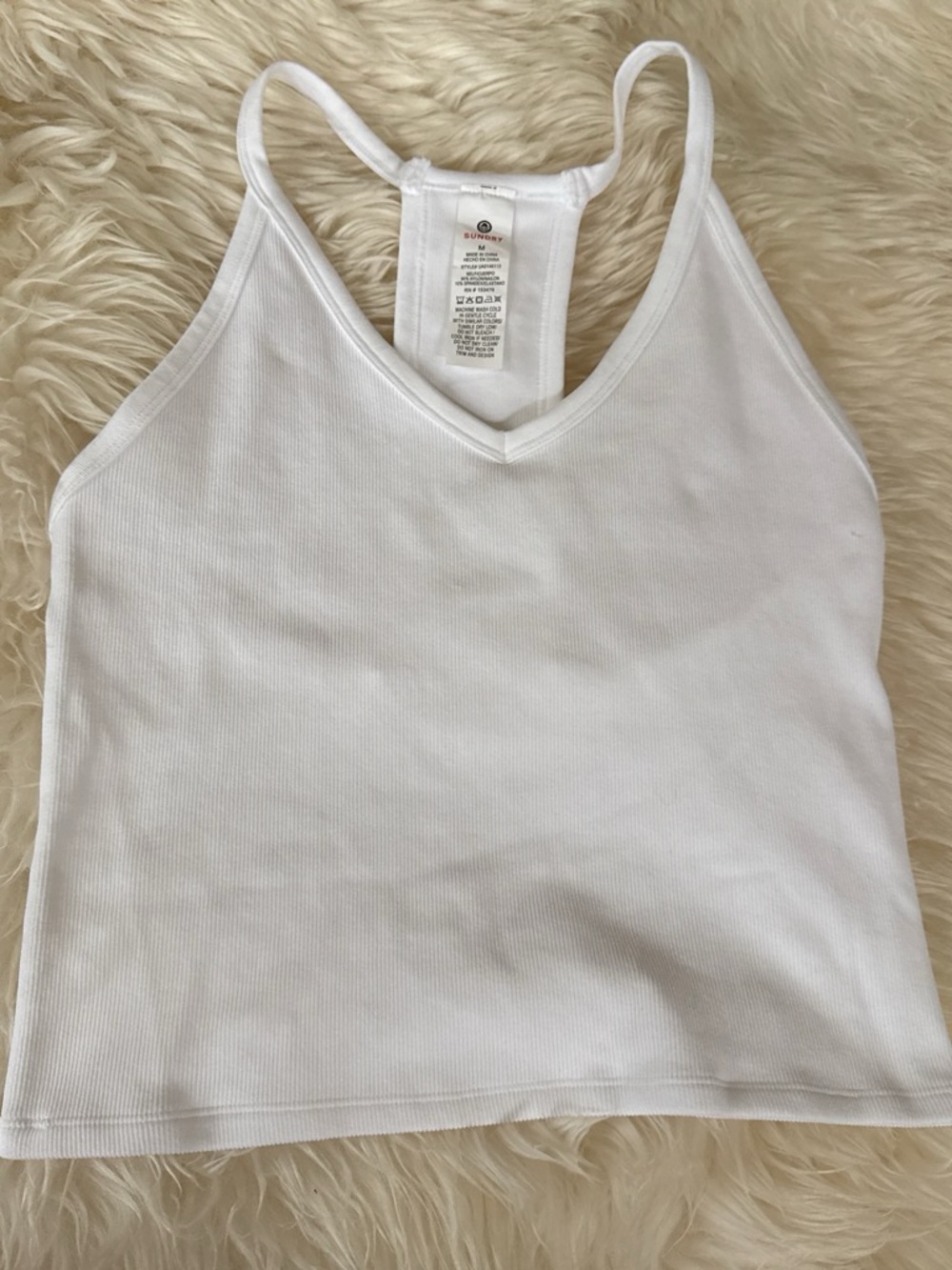 Sundry White Ribbed V-Neck Racerback Tank